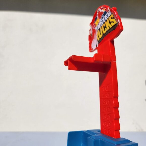 HOT WHEELS MONSTER JAM BIG AIR BREAKOUT SET Ramp for Monster Trucks 2018 Mattel - Picture 10 of 11